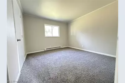 573 Chestnut Street, Newcomerstown, OH 43832 - Photo 15