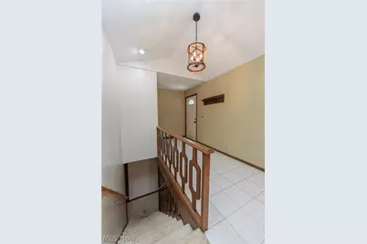 2520 W Skyline Drive, Lorain, OH 44053 - Photo 3