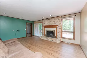 2520 W Skyline Dr, Lorain, OH 44053 - Photo 5