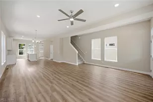 2311 E 100th St, Loveland, OH 44106 - Photo 3