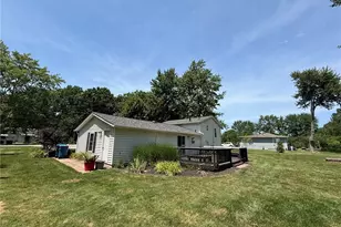 5075 Jaycox Rd, North Ridgeville, OH 44039 - Photo 3