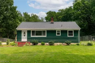 13526 Glenvale Ave NW, Uniontown, OH 44685 - Photo 5