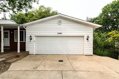 1490 Garfield Avenue, Brunswick, OH 44212 - Photo 1