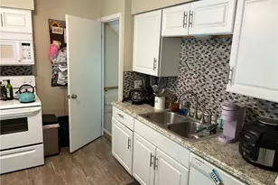 18604 Flamingo Ave, Loveland, OH 44135 - Photo 17