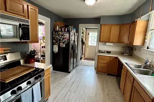 365 W Indiana Ave, Sebring, OH 44672 - Photo 9
