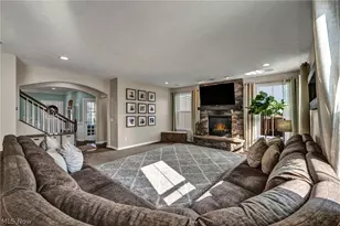 8852 Hazelwood Run, North Ridgeville, OH 44039 - Photo 3