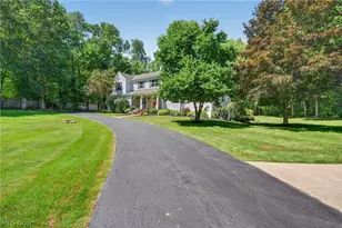 9610 Fox Meadow Ln, Chardon, OH 44024 - Photo 47
