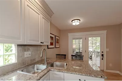 102 Middle Post Point, Chardon, OH 44024 - Photo 17