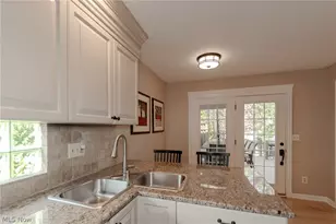 102 Middle Post Point, Chardon, OH 44024 - Photo 17
