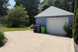 333 Bonnieview Ave, Alliance, OH 44601 - Photo 7