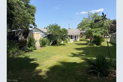 333 Bonnieview Avenue, Alliance, OH 44601 - Photo 9