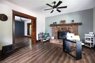 36 W Hiram St, Barberton, OH 44203 - Photo 7