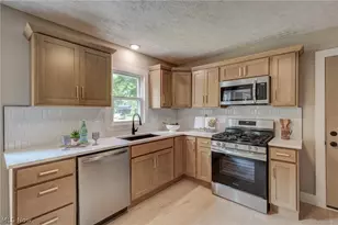 3183 Trotter Rd, Norton, OH 44203 - Photo 9