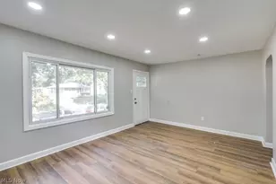 821 Cree Ave, Akron, OH 44305 - Photo 13