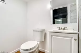 821 Cree Ave, Akron, OH 44305 - Photo 9