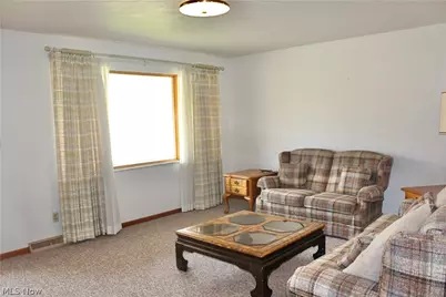 217-219 S 19th Street, Weirton, WV 26062 - Photo 5