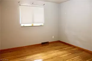 217-219 S 19th St, Weirton, WV 26062 - Photo 13