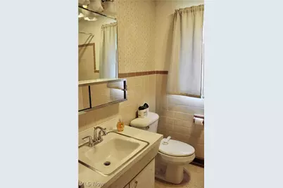 217-219 S 19th Street, Weirton, WV 26062 - Photo 17