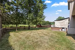 8020 Oak Tree Dr N, Lorain, OH 44053 - Photo 37