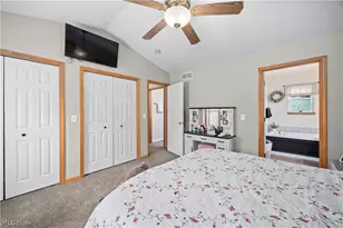 8020 Oak Tree Dr N, Lorain, OH 44053 - Photo 19