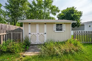 1788 Lancaster Dr, Austintown, OH 44511 - Photo 47