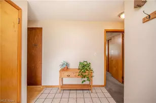 1788 Lancaster Dr, Austintown, OH 44511 - Photo 11