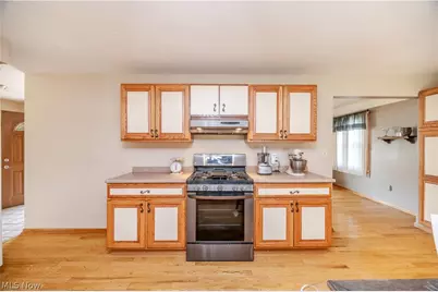 1788 Lancaster Drive, Austintown, OH 44511 - Photo 5