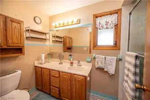 1788 Lancaster Dr, Austintown, OH 44511 - Photo 15
