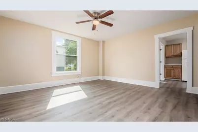 6920 Old Town Road, East Fultonham, OH 43760 - Photo 5