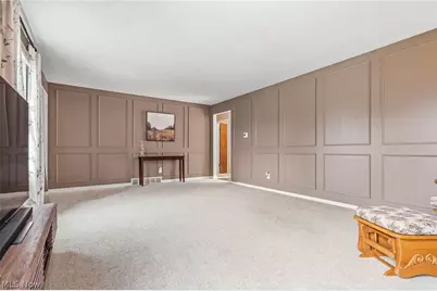 2470 Easton Street NE, Canton, OH 44721 - Photo 9