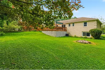 2470 Easton Street NE, Canton, OH 44721 - Photo 29