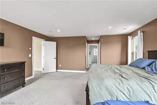 36270 Jannie Ln, North Ridgeville, OH 44039 - Photo 23