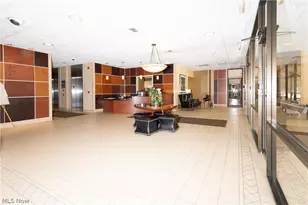 12550 Lake Ave, Oakwood, OH 44107 - Photo 15