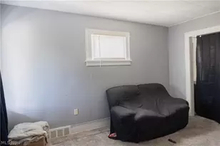 9917 Manor Ave, Loveland, OH 44104 - Photo 23