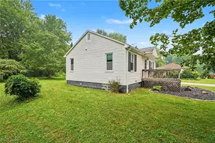 4819 Smith Rd, Ravenna, OH 44266 - Photo 5