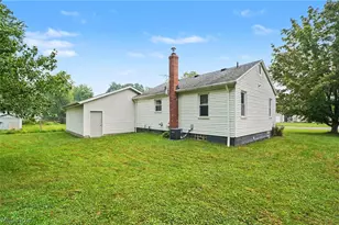 4819 Smith Rd, Ravenna, OH 44266 - Photo 7