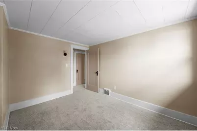 814 E Broad Street, Louisville, OH 44641 - Photo 19