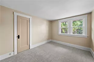 814 E Broad St, Louisville, OH 44641 - Photo 21