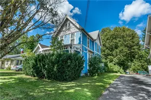 619 W Main St, Geneva, OH 44041 - Photo 27