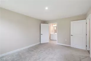 1270 Hidden Lake Blvd, Akron, OH 44312 - Photo 17