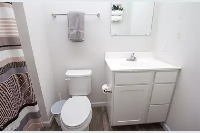 2671 Himelrigh Boulevard, Barberton, OH 44203 - Photo 17