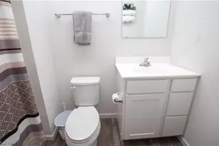 2671 Himelrigh Blvd, Barberton, OH 44203 - Photo 17