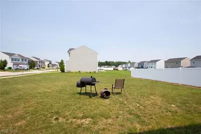 2671 Himelrigh Boulevard, Barberton, OH 44203 - Photo 25