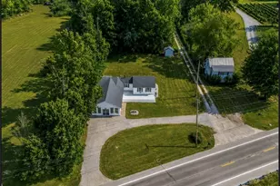 6940 Lake Rd W, Ashtabula, OH 44004 - Photo 7