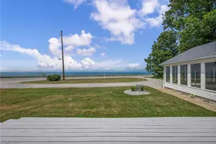 6940 Lake Rd W, Ashtabula, OH 44004 - Photo 3