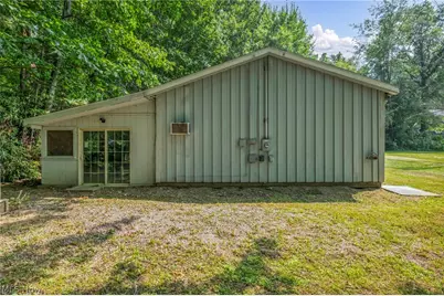 6940 Lake Rd W, Ashtabula, OH 44004 - Photo 9