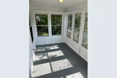 571 Bertha Avenue, Akron, OH 44306 - Photo 3