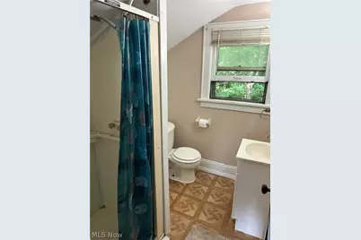 571 Bertha Avenue, Akron, OH 44306 - Photo 17