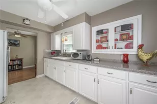 2388 17th St, Cuyahoga Falls, OH 44223 - Photo 3