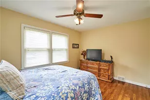 2388 17th St, Cuyahoga Falls, OH 44223 - Photo 15